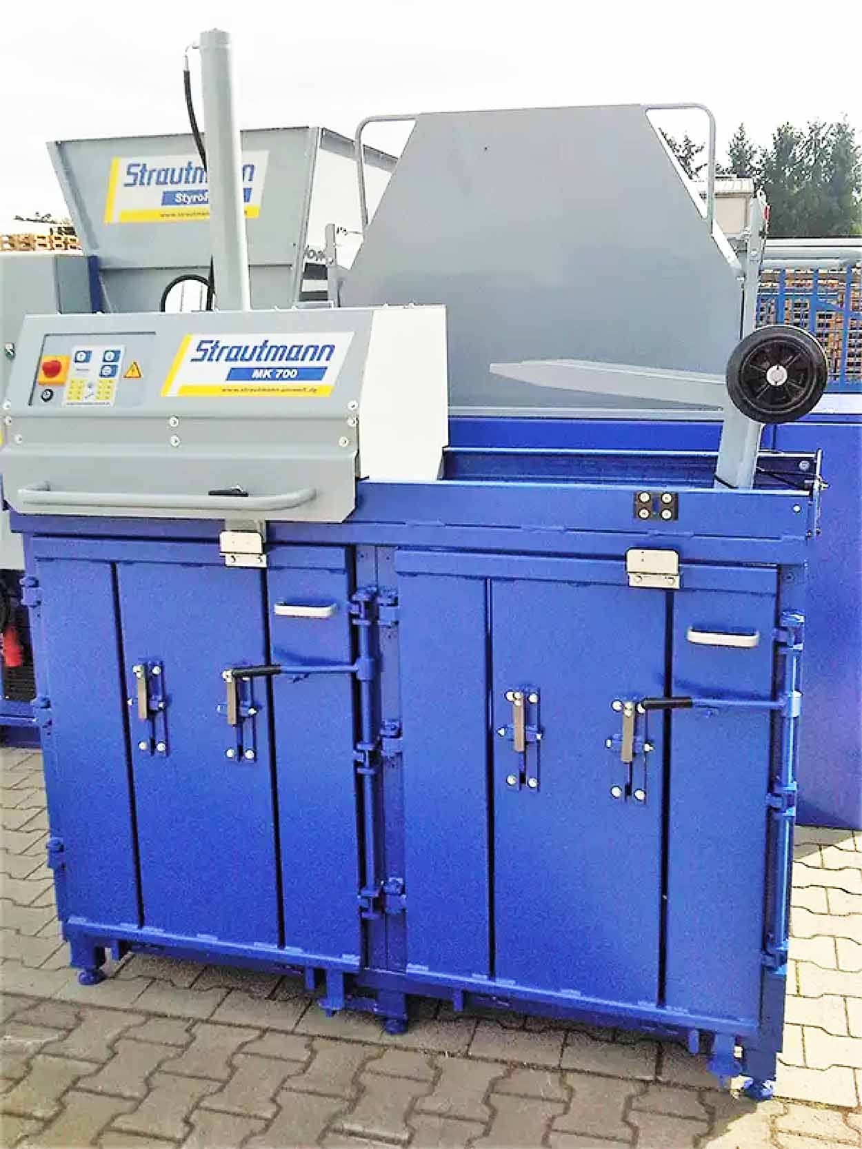 Compactador de resíduos Strautmann MK 700